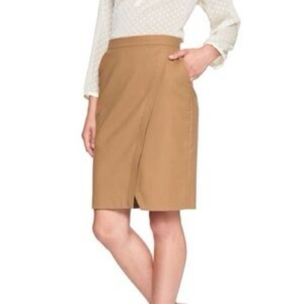 Banana republic machine washable camel pencil skirt